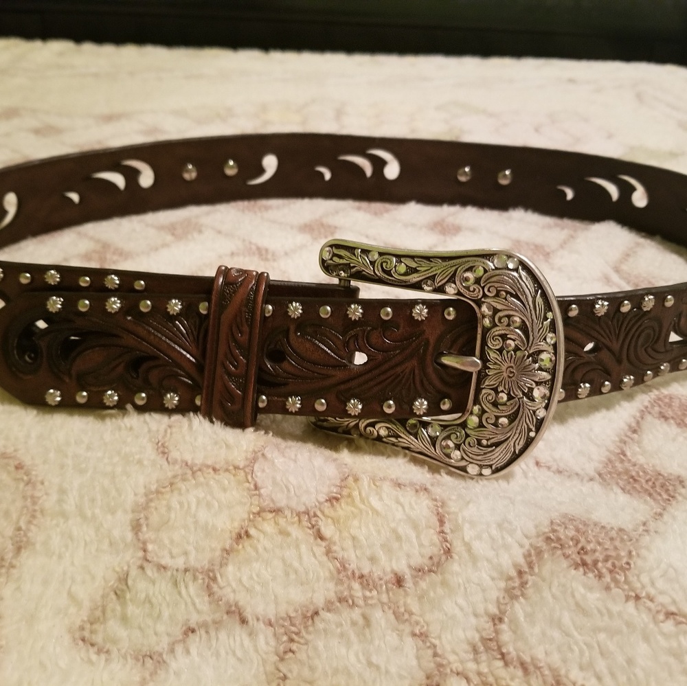 New Women Brown ARIAT Size M Belt